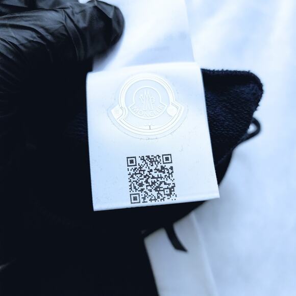 Moncler Boys Blue Red Color Block Sweatpants Joggers | Size 12 | MSRP $310 - Picture 10 of 11